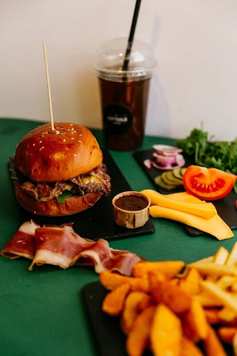 Hüftgold Restaurant photo 7